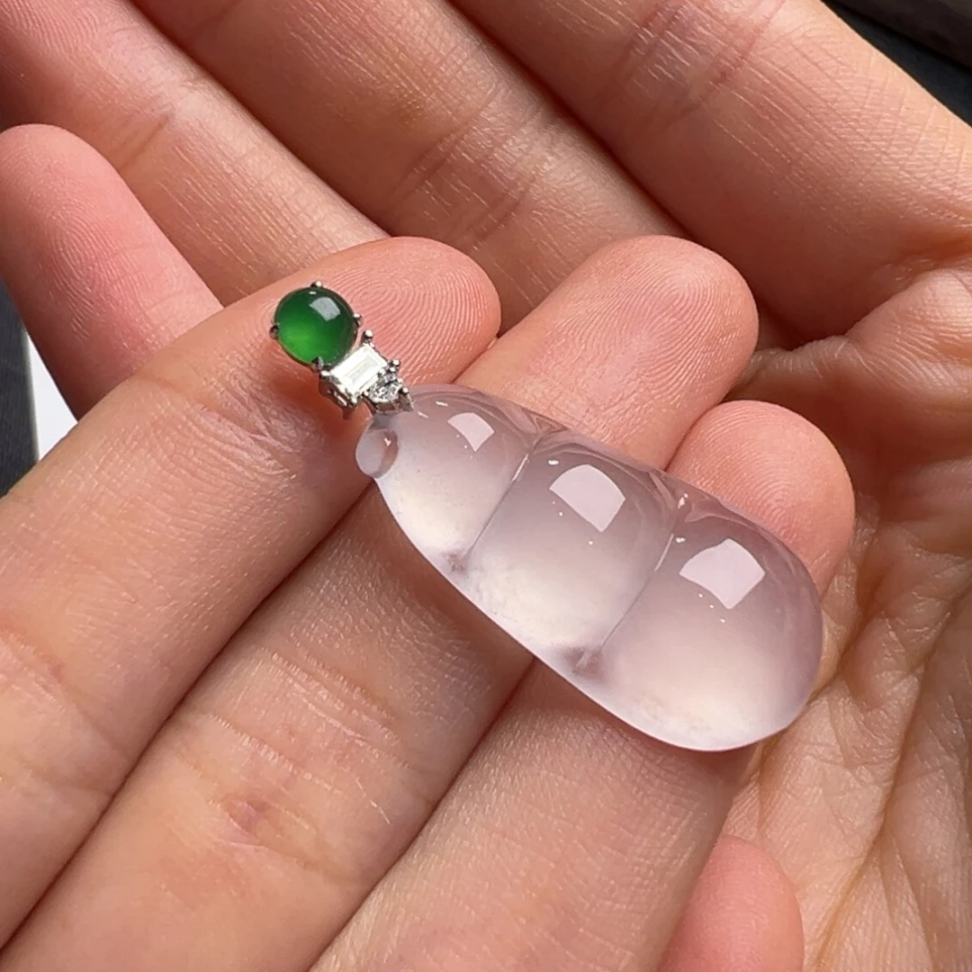 翡翠18K金镶嵌颈饰Y大福豆