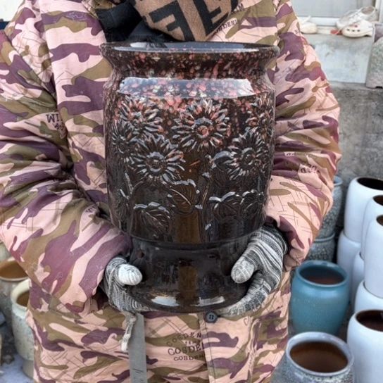 红陶口20高32瑕疵