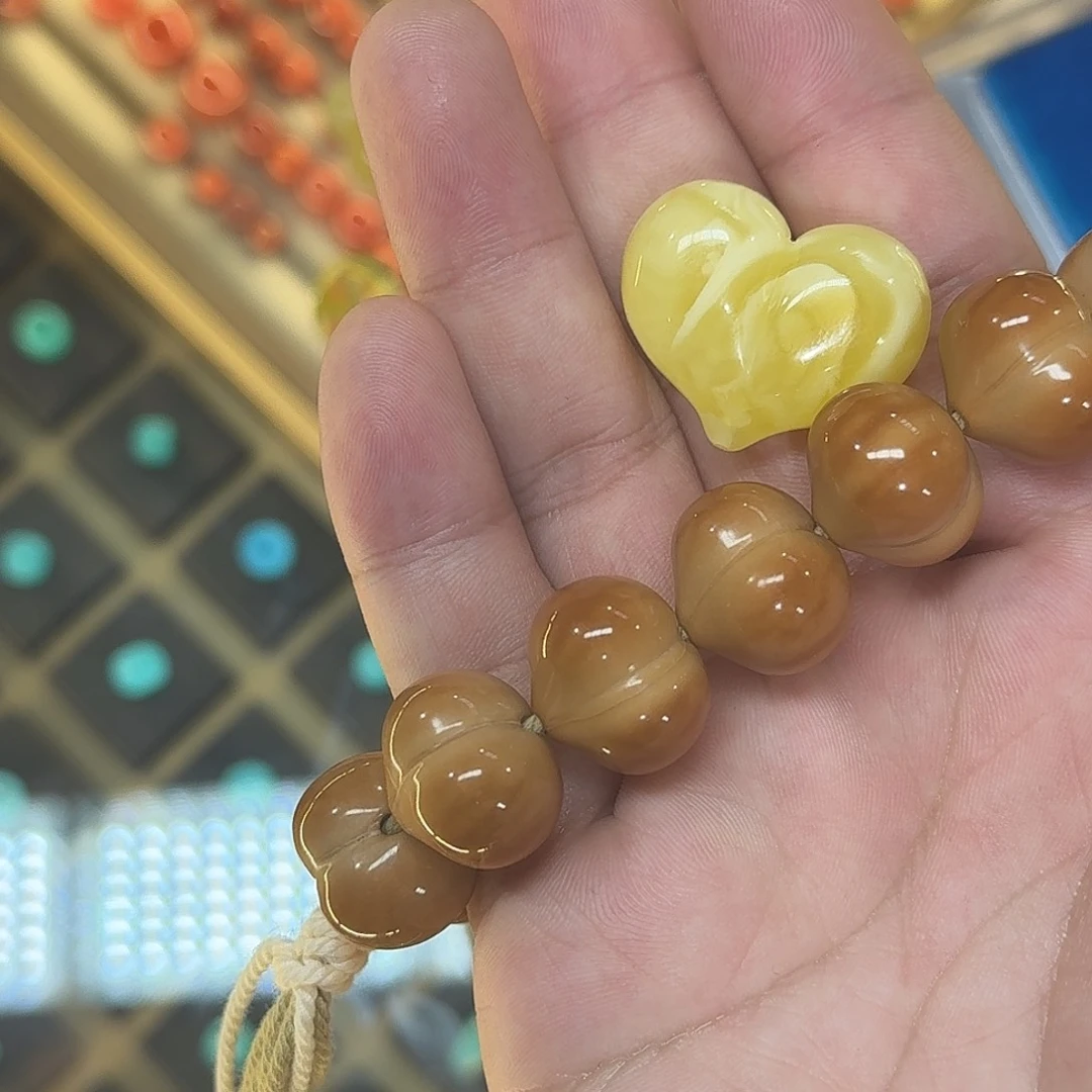 嘿***！吊坠猴头核桃单颗小蕾