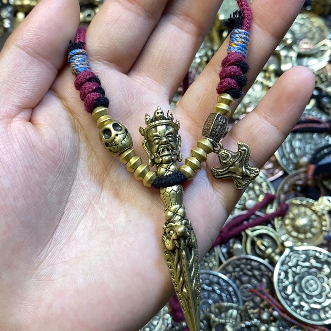 藏式金刚杵搭配如图