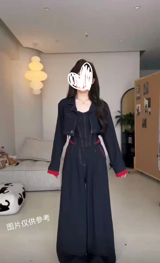 早秋时髦穿搭女装高级感时尚复古西装外套显瘦三件套