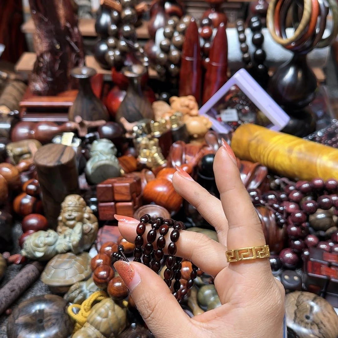 香榧木拥****?小叶紫檀木