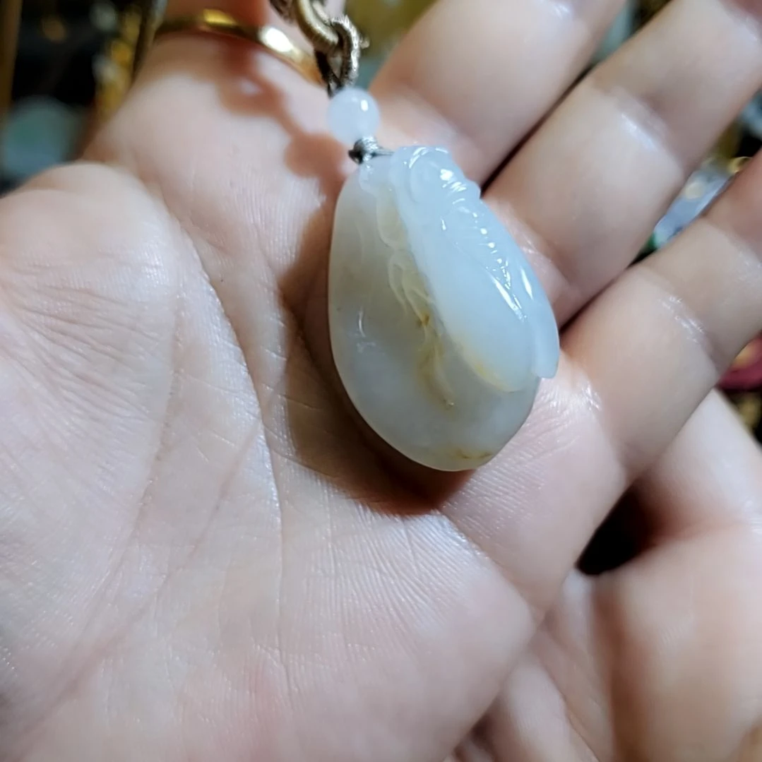【闪购商品】颈饰未镶嵌和田玉陈****?一鸣惊人