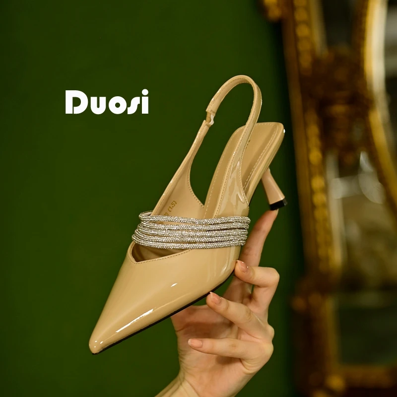 【DUOSI】6cm明星同款正版鞋子女水钻时尚包头凉鞋细跟高跟鞋L5196