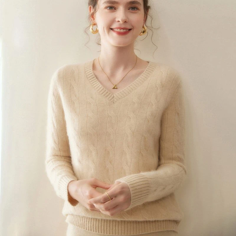 秋冬季百搭宽松羊绒衫麻花山羊绒针织衫糯老钱打底衫V领风休闲新