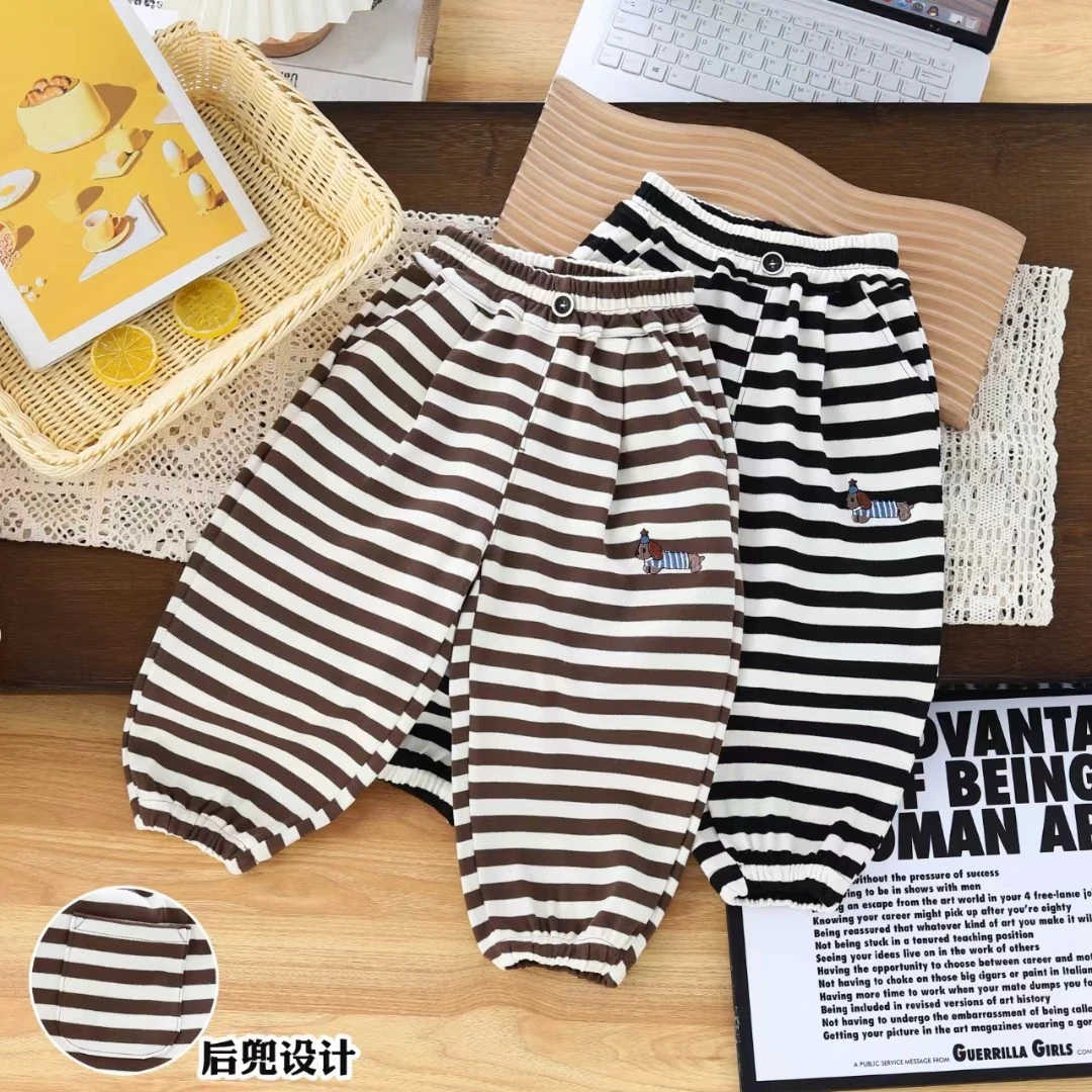 301卡通休闲条纹运动卫裤（咖腊肠狗）