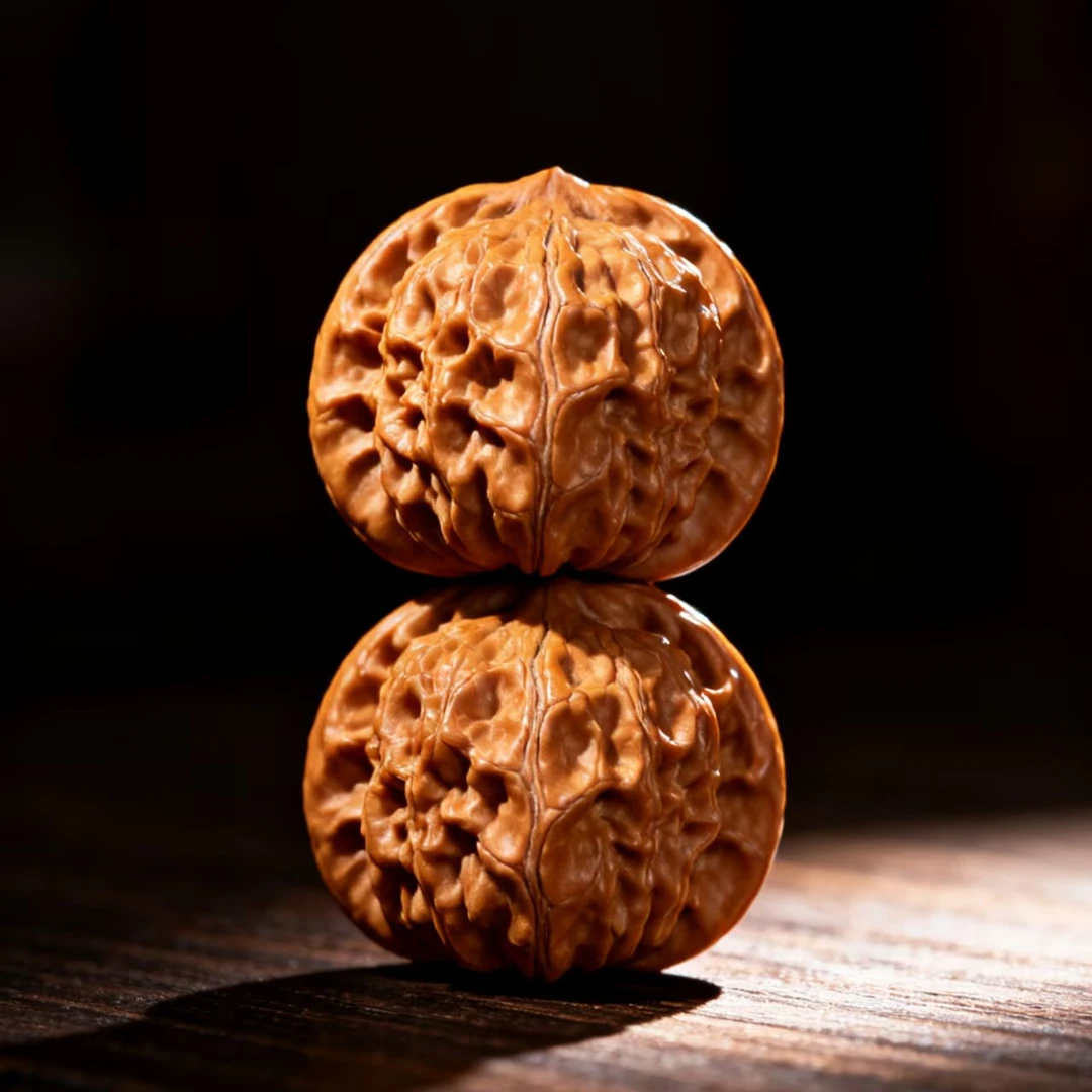 精配对46mm左右老树麒麟纹大官帽文玩核桃骨质棒手感宫灯佳