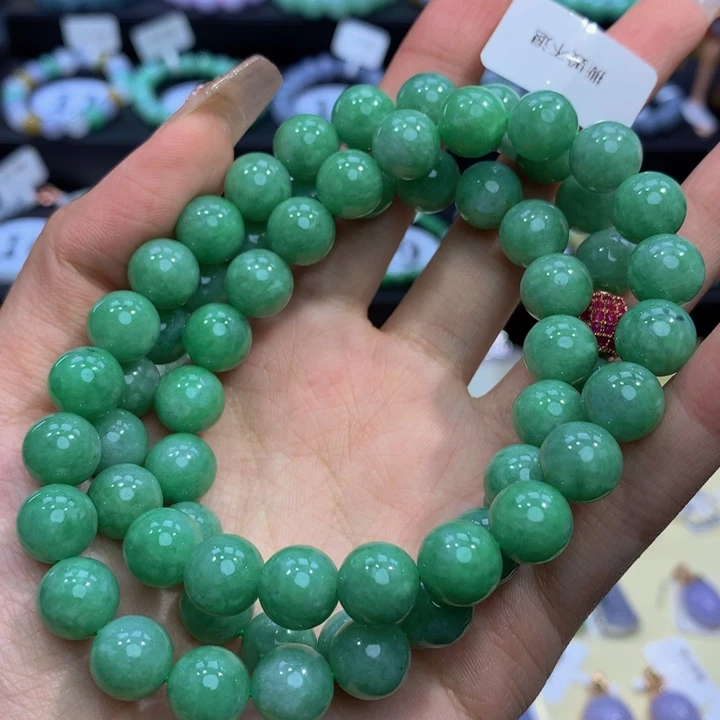 翡翠手链未镶嵌翡翠