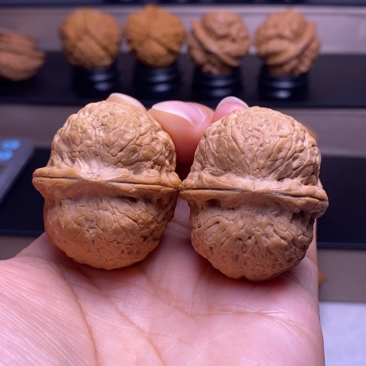 把件文玩核桃团凤绣球31