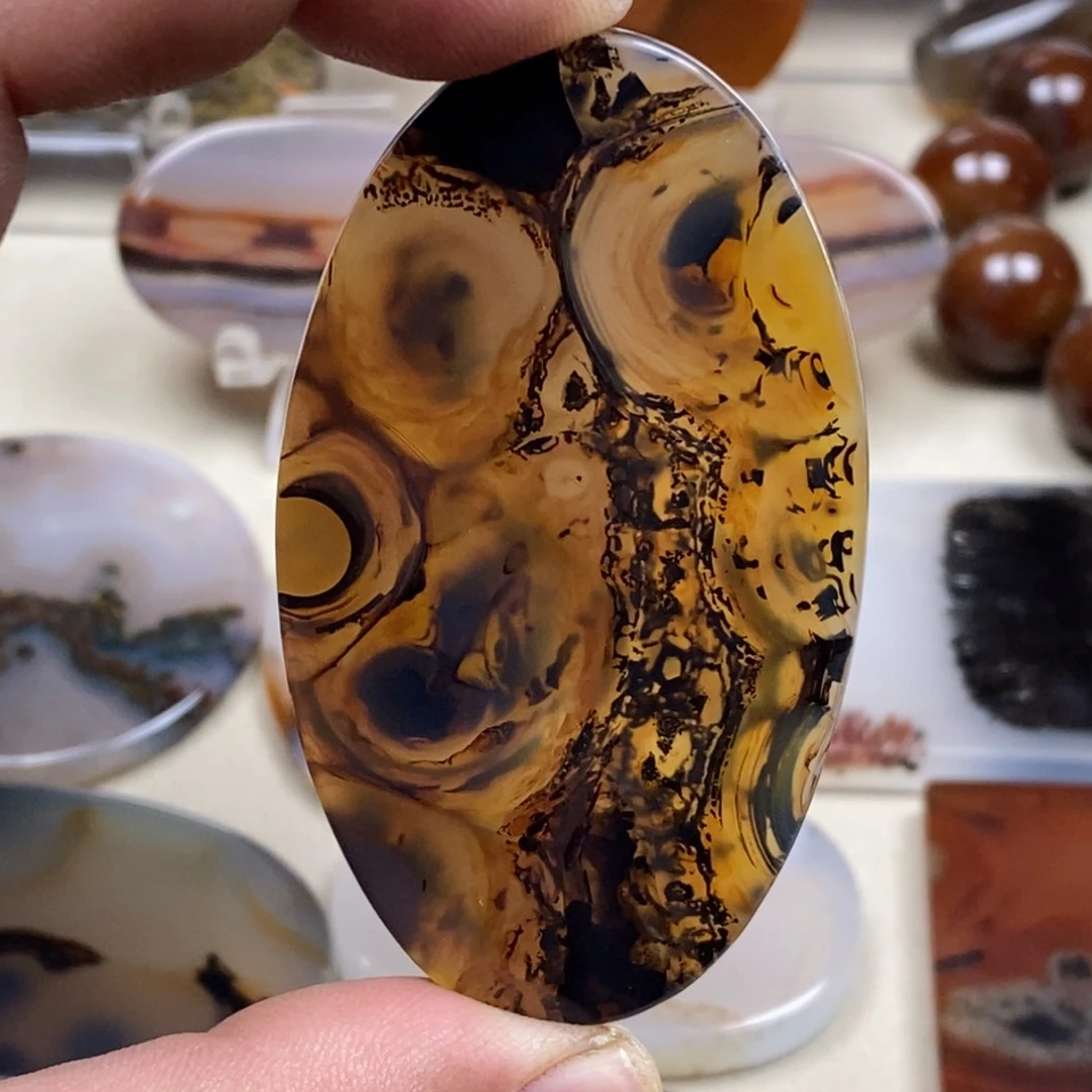 玛瑙/玉髓颈饰未镶嵌