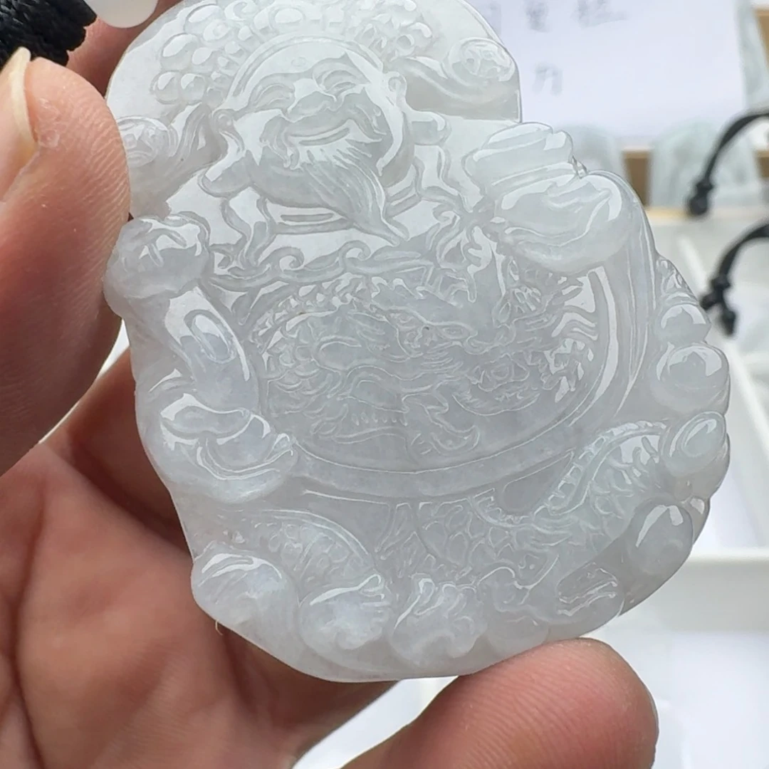 翡翠未镶嵌颈饰天然缅甸A货翡翠