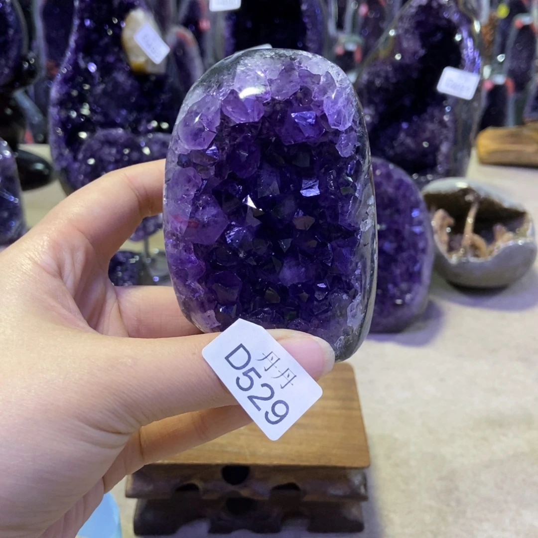 未镶嵌水晶大型摆件（非配饰）