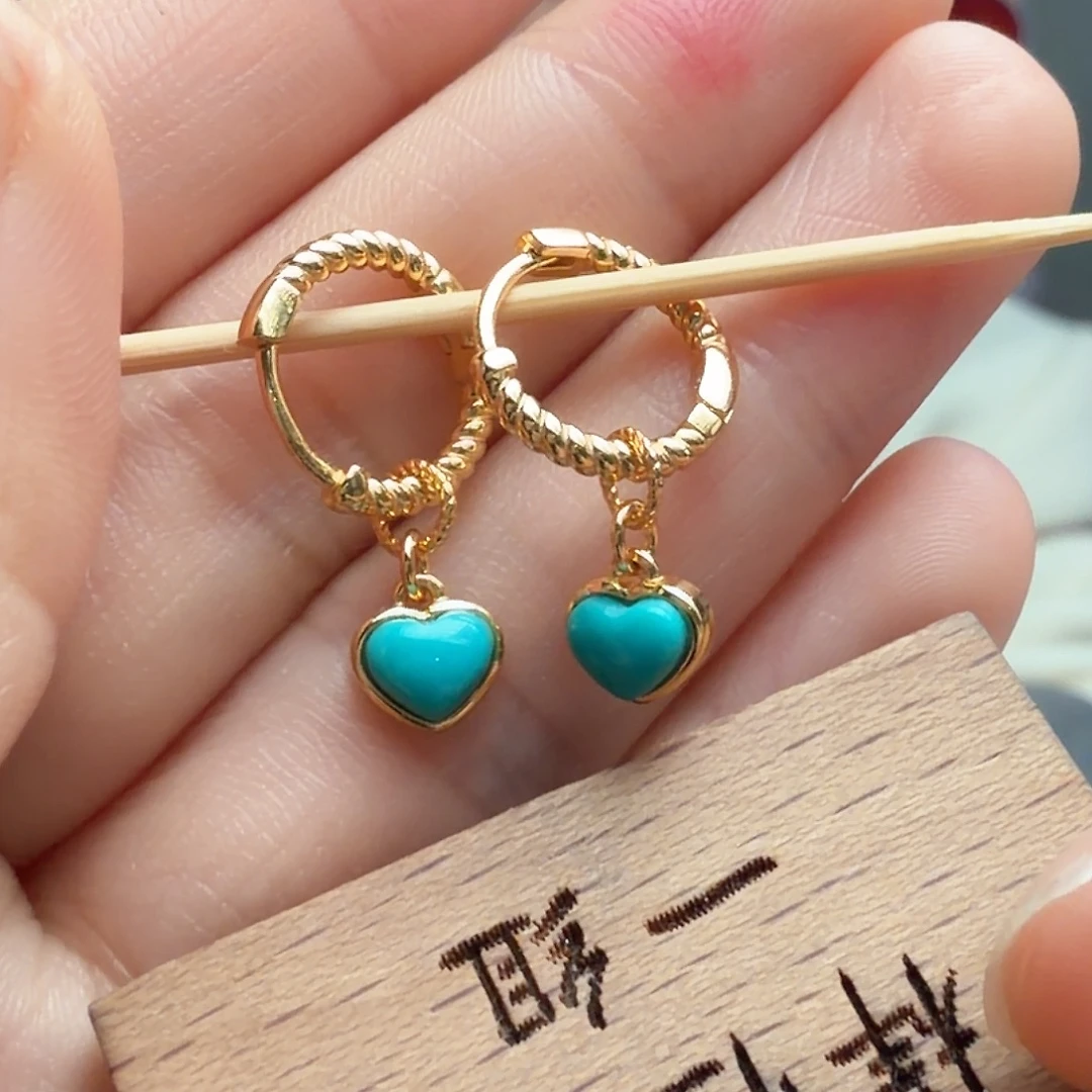 绿松石未镶嵌耳饰
