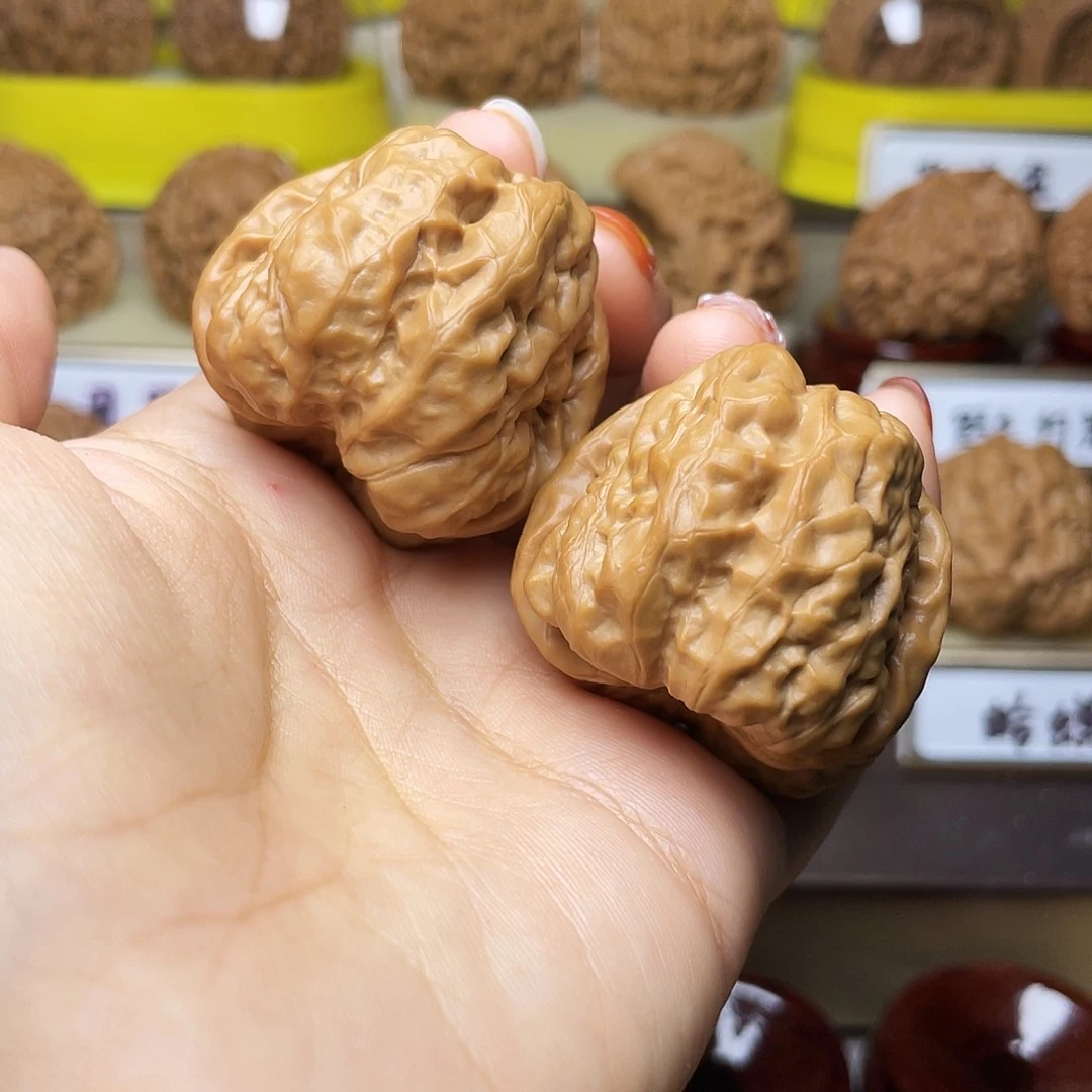 把件文玩核桃小****桃蛤蟆头37左右