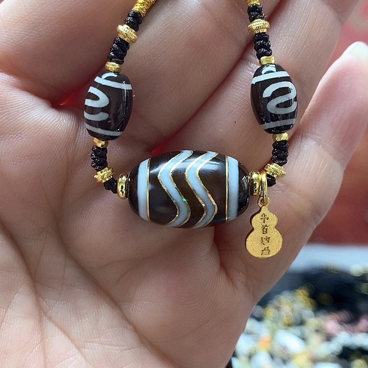 玛瑙/玉髓颈饰合金