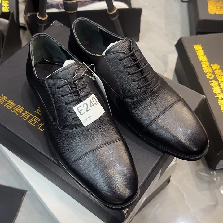 *****磨砂皮（牛皮）240.40 福利鞋断码瑕疵不找差价