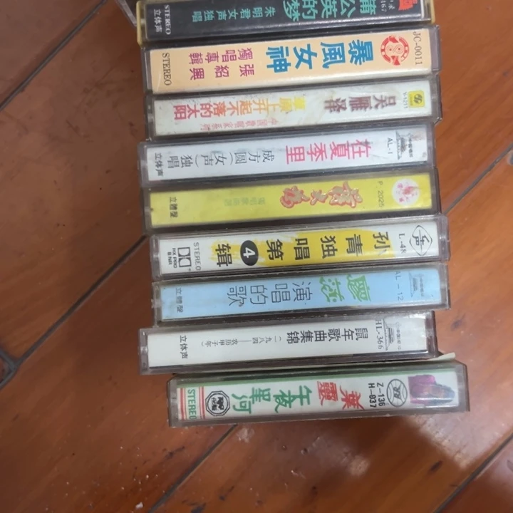 小***子大哥专拍链接…………