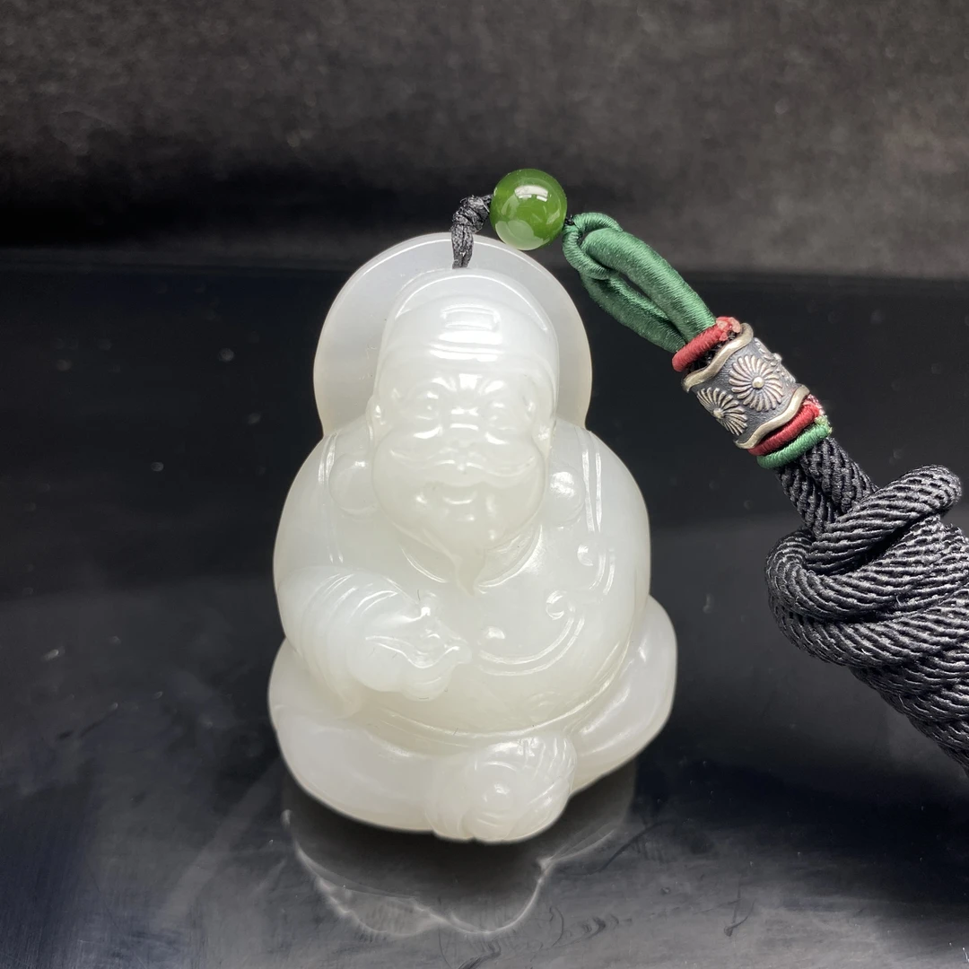 21和田玉羊脂白吊坠/000053保利厦门拍卖