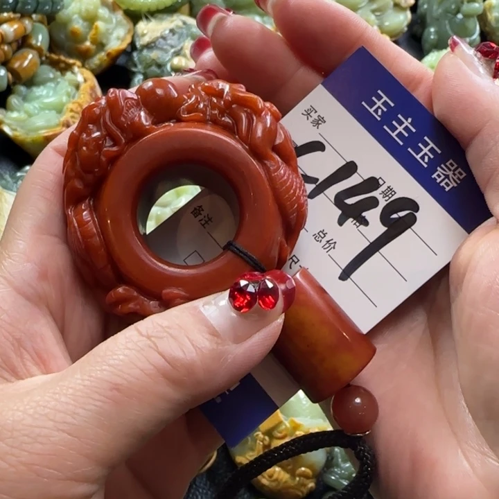 透闪石质玉手把未镶嵌