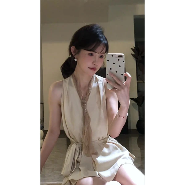 韩系纯欲风V领挂脖绑带无袖衬衫上衣+高腰显瘦短裤夏季时尚套装女