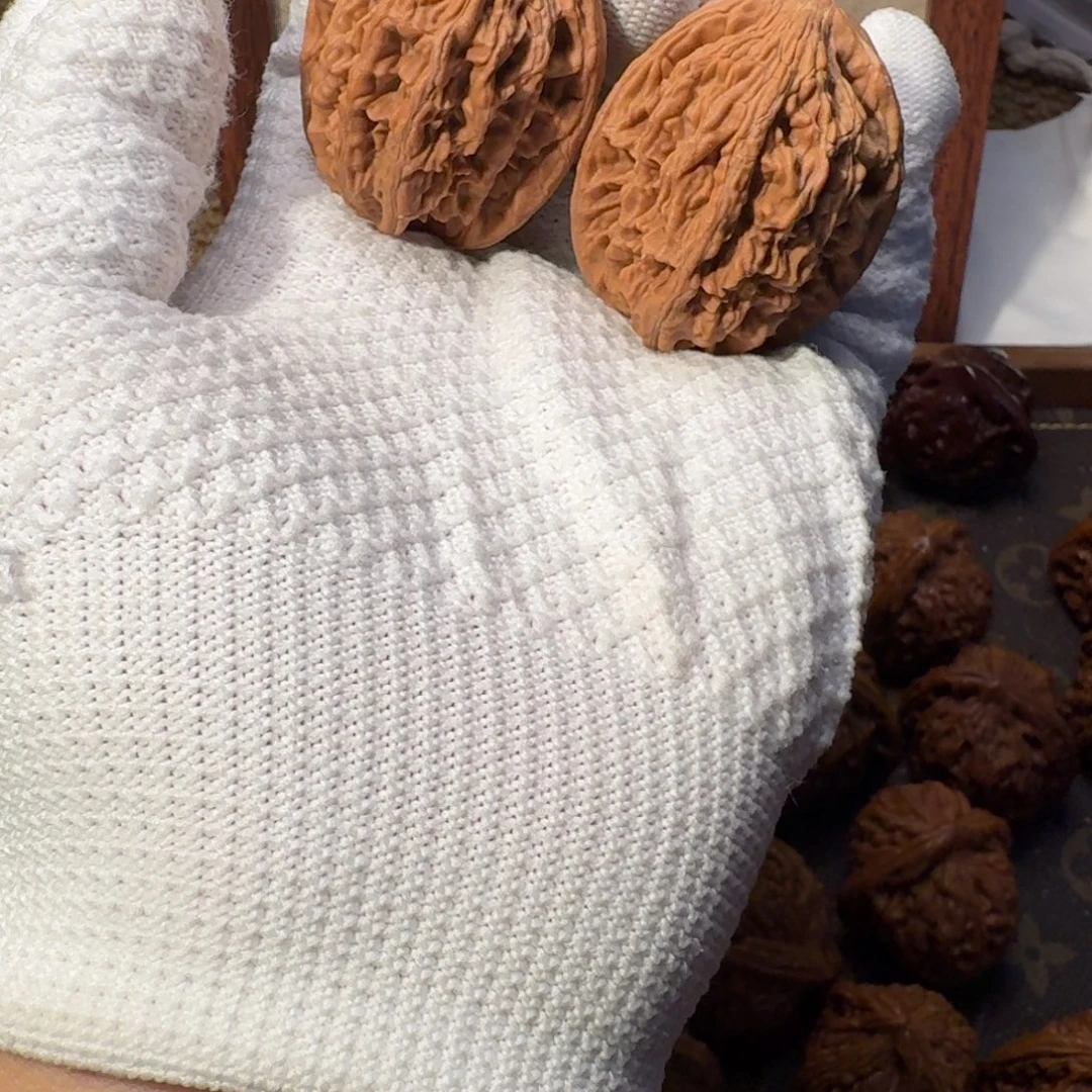 文***控吊坠文玩核桃虎头