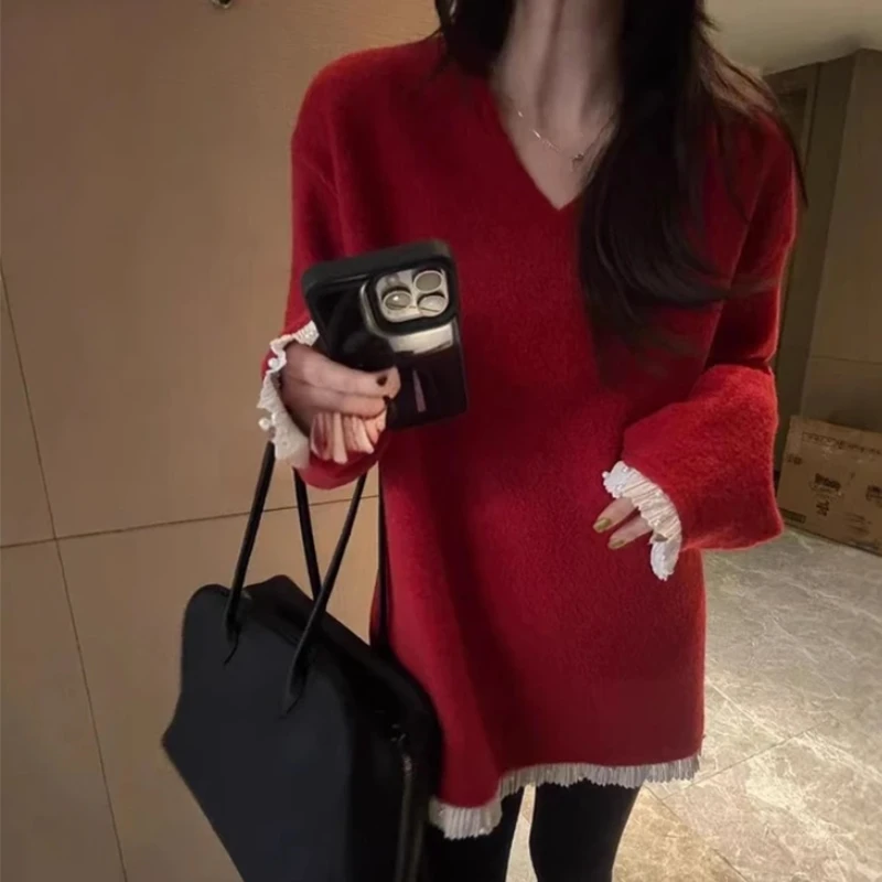 设计感蕾丝钉珠拼接软糯V领打底衫HQ9027