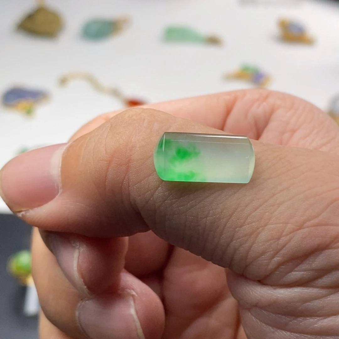 定制翡翠未镶嵌裸石