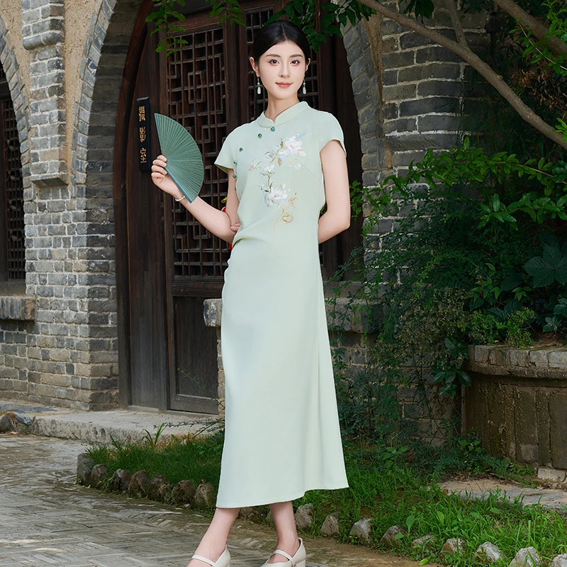 【夏宴·豆蔻】夏季豆蔻色新款宽松旗袍显瘦百搭绣花重工豆绿色