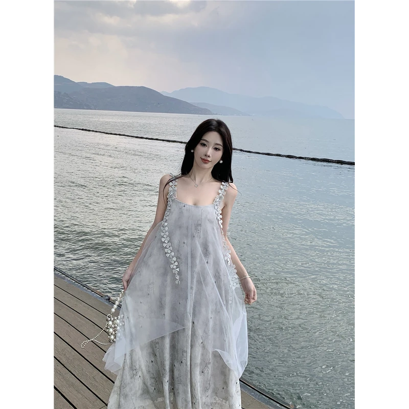 气质国风超仙绝美吊带连衣裙女新款海边度假小个子设计感网纱长裙