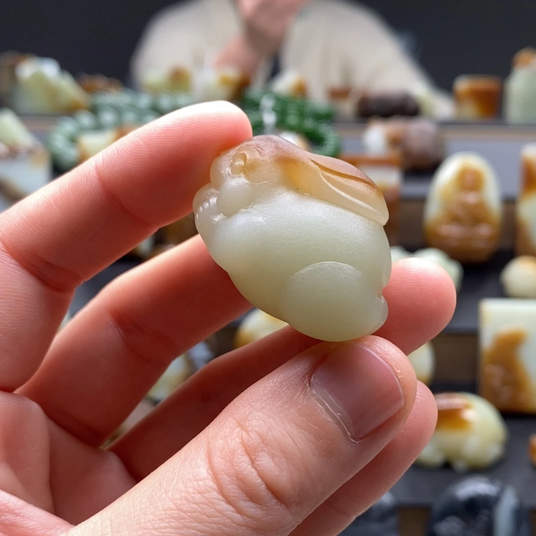 未镶嵌和田玉挂件