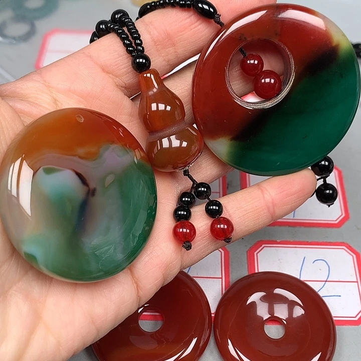 美***琪玛瑙/玉髓未镶嵌颈饰