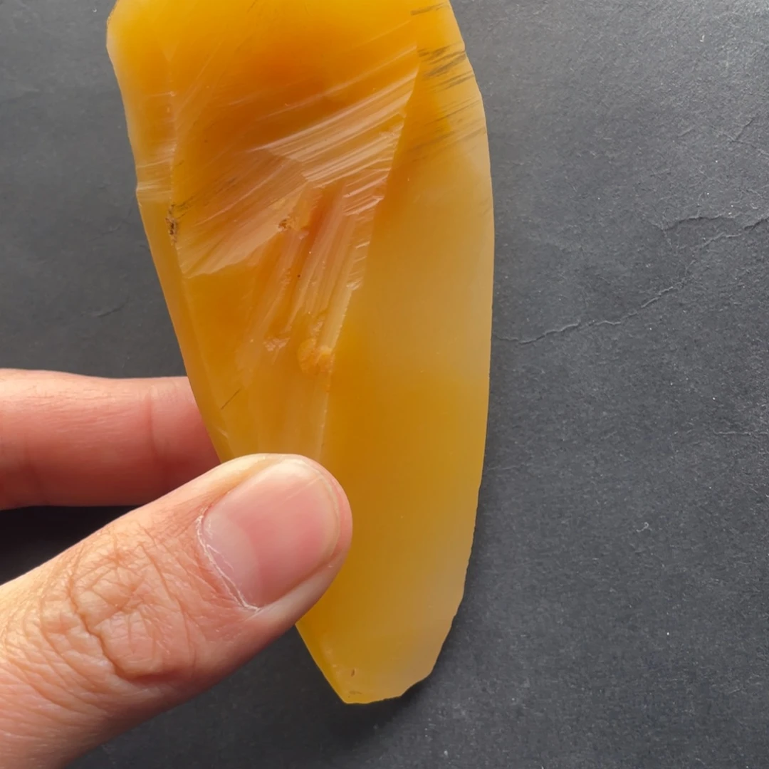 石英质玉黄蜡石料子未镶嵌黄****）