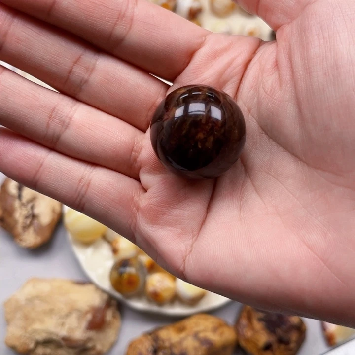 琥珀颈饰未镶嵌沁色满沁锁骨珠