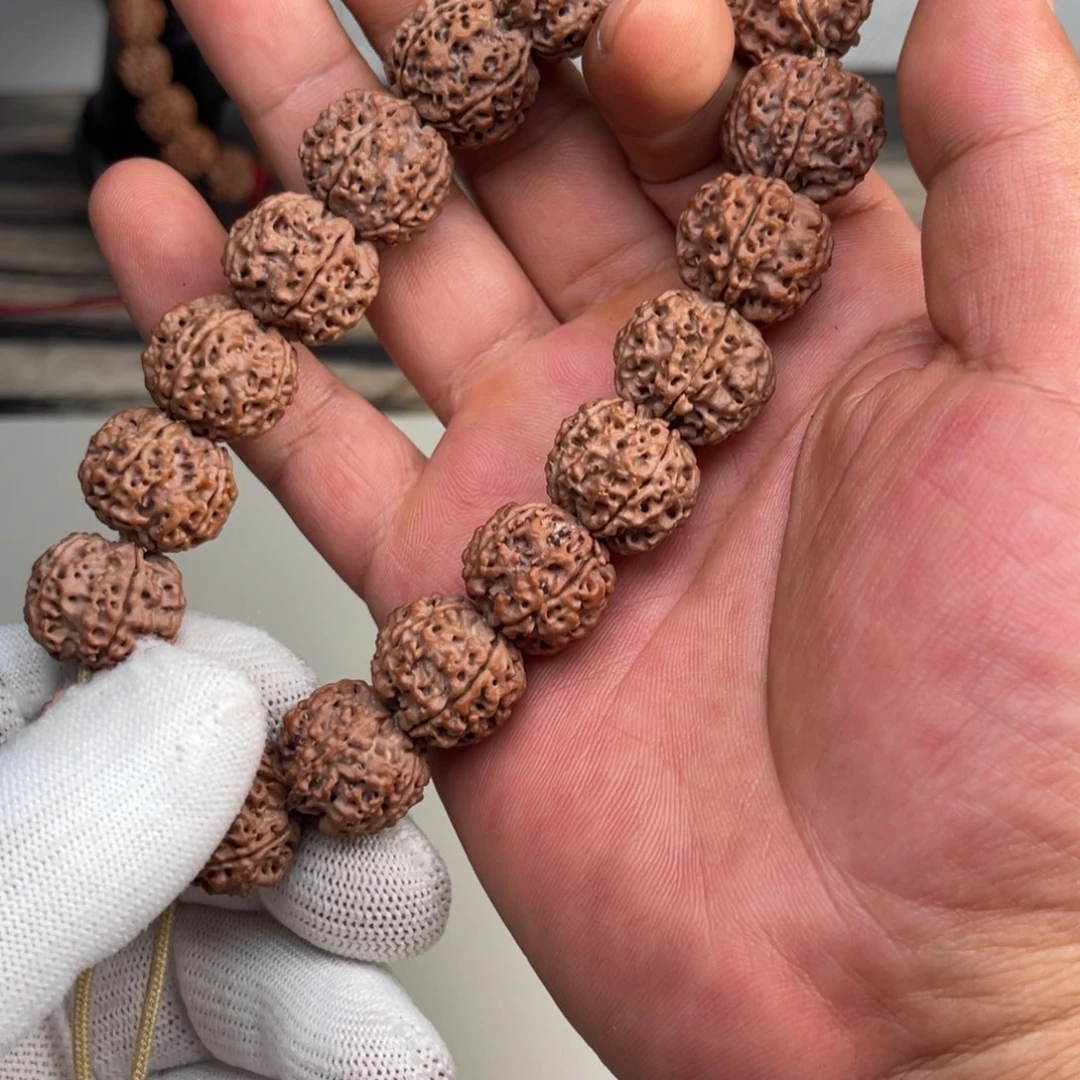 金刚菩提手串634红油皮细纹蜂王