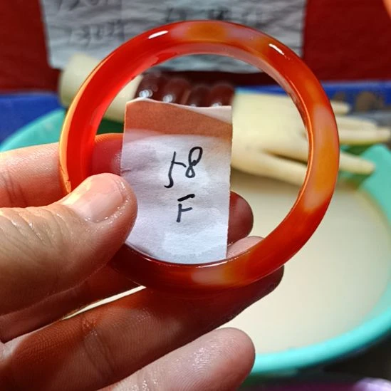 玛瑙/玉髓手镯未镶嵌