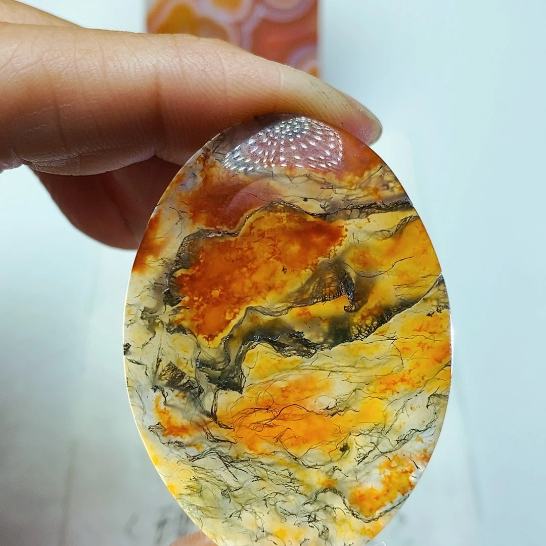 玛瑙/玉髓颈饰未镶嵌深*啡