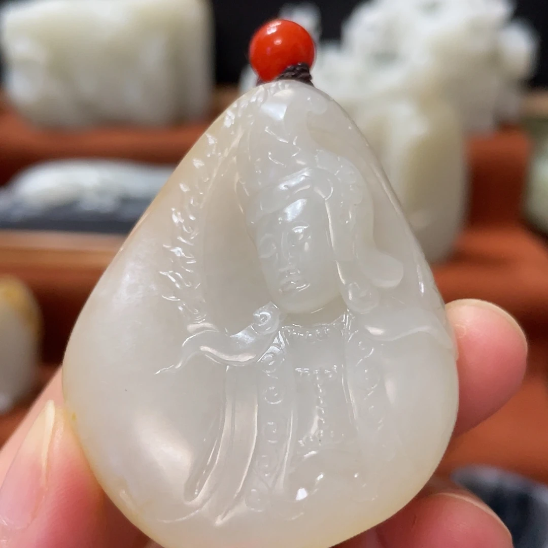 未镶嵌和田玉（糖玉）挂件