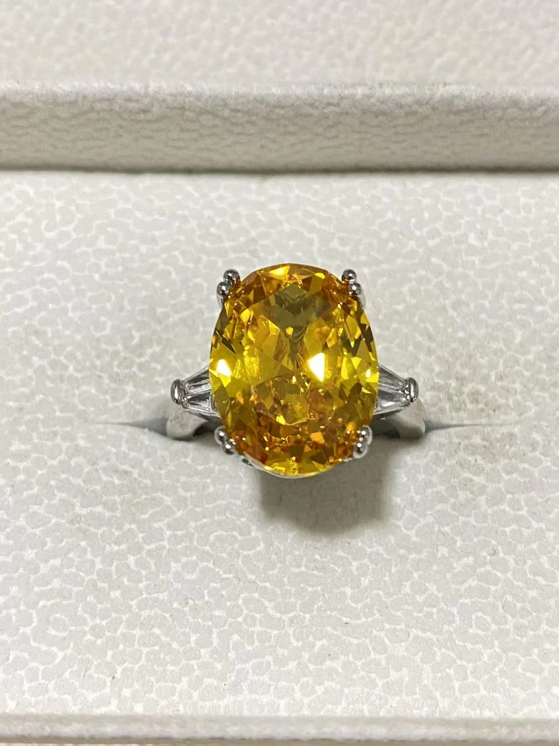 收藏级轻奢时尚气质简约精致戒指Ys11675