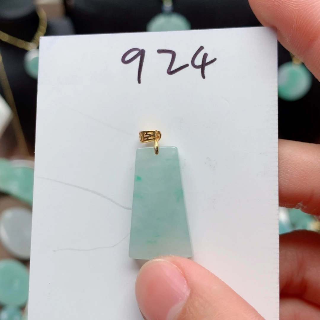 翡翠颈饰银S925镀金镶嵌吊坠