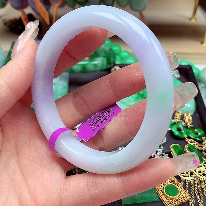 翡翠未镶嵌手镯翡翠