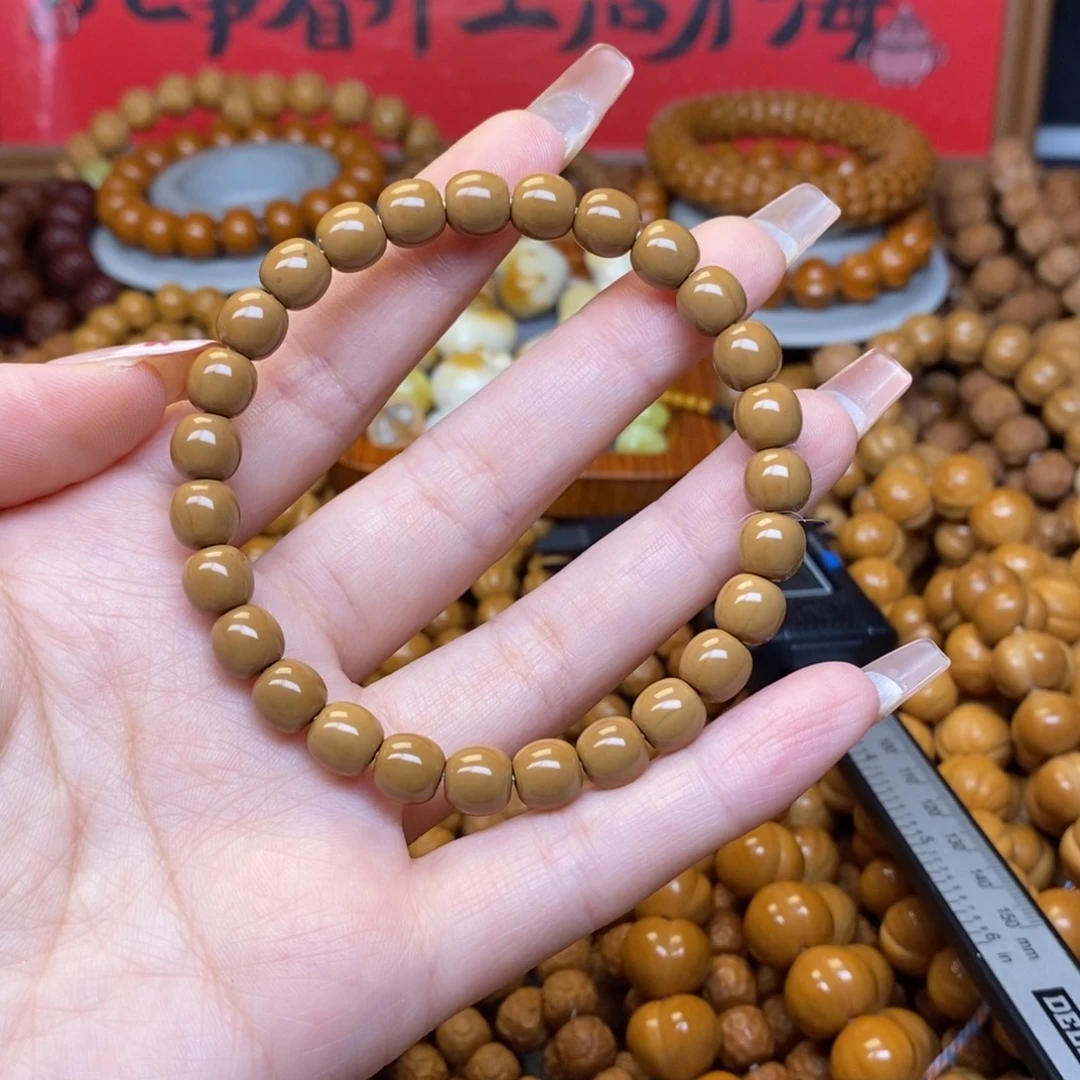 彭***宇吊坠猴头核桃二等0.8尺小老型