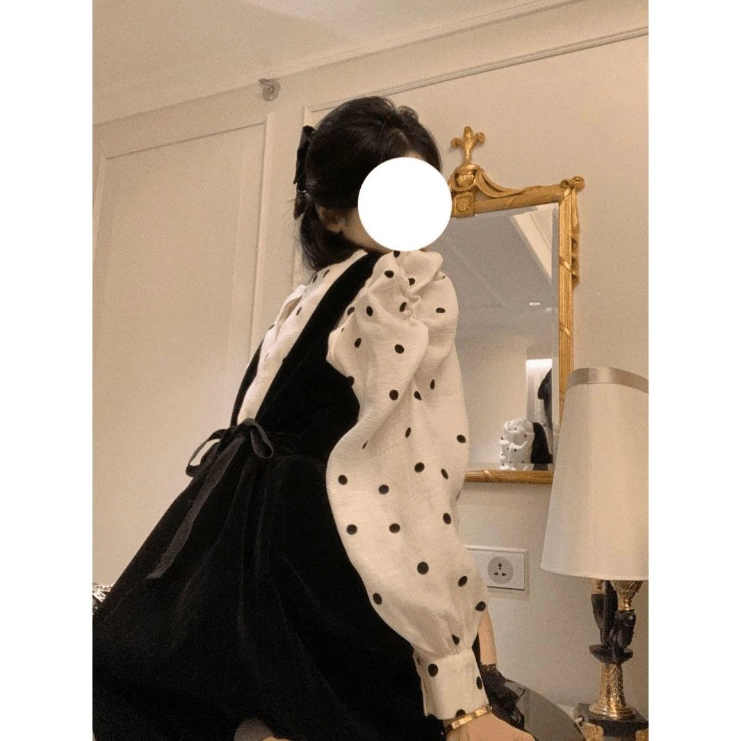 返潮复古法式泡泡袖波点衬衫上衣女春季套装黑色收腰背心连衣裙短