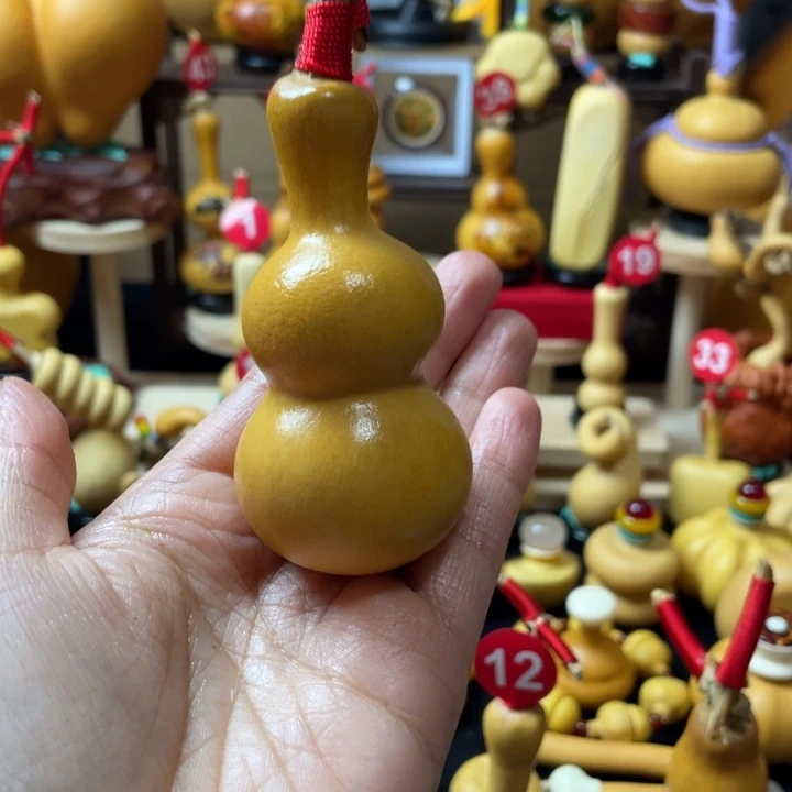 文***苑这种行为让他看到他和