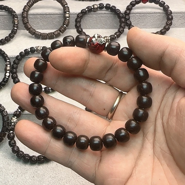 【闪购商品】手串椰蒂路****?98老行恶僧