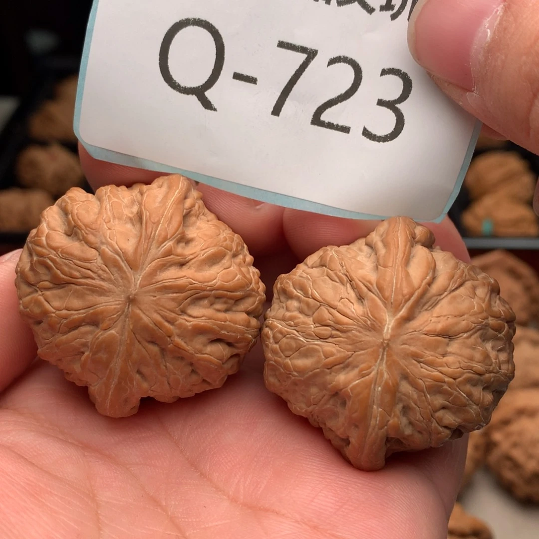 文玩核桃把件40铁锤………….