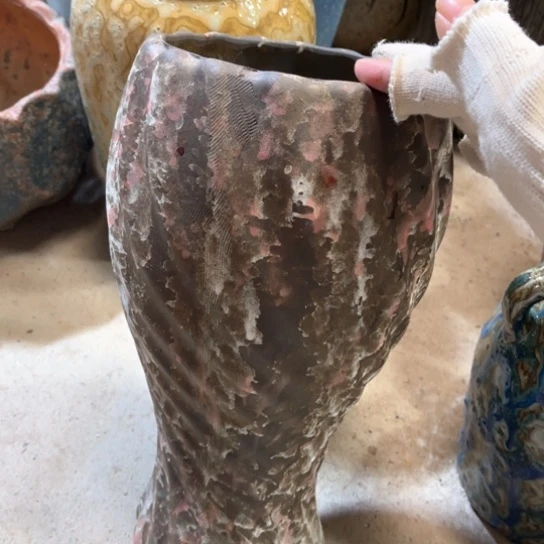 罐默认微瑕，有孔编号17-32