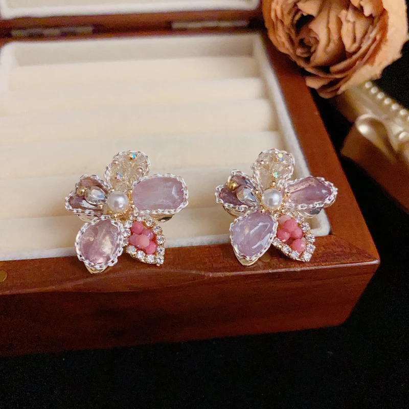 铜合金耳饰 轻奢手工款花朵耳钉s925银针气质时尚甜美百搭