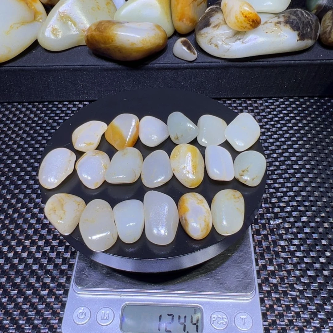 和田玉（子料）未镶嵌吊坠(不含链)124