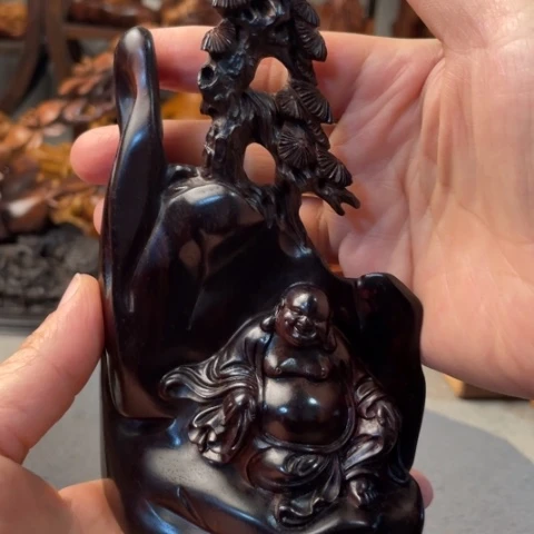 【闪购商品】小叶紫檀把件………………