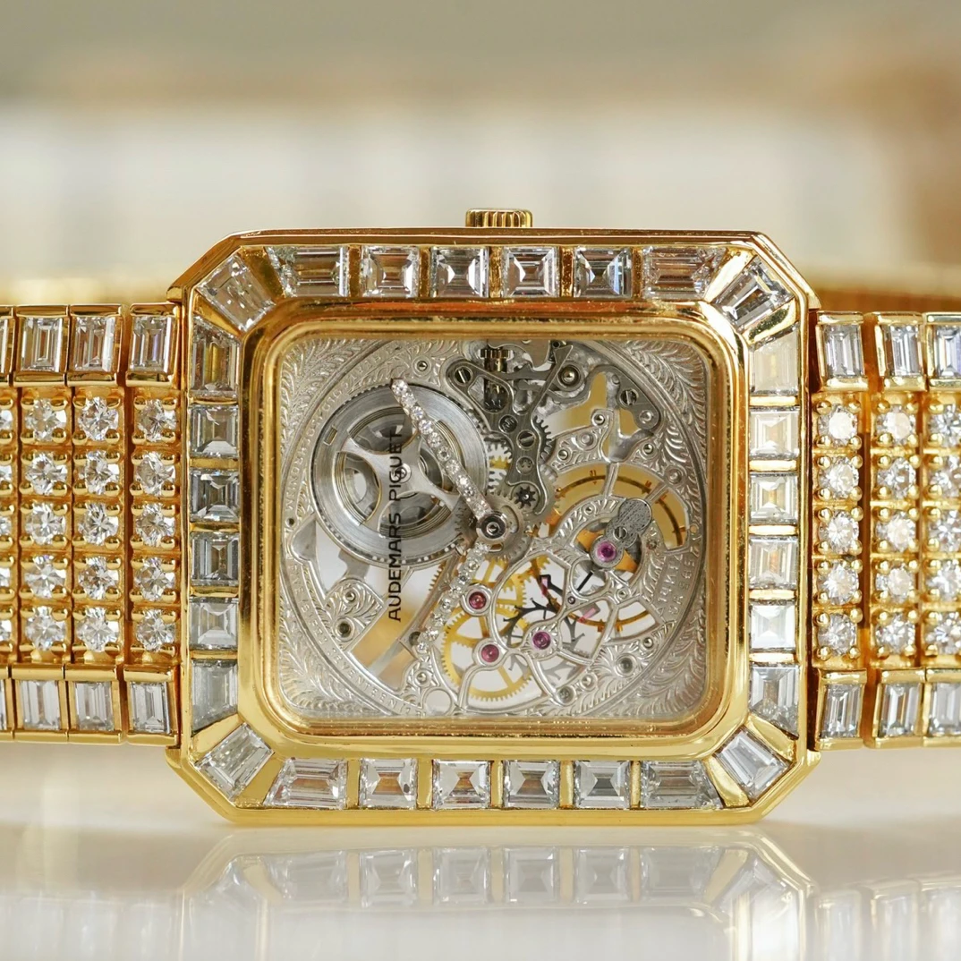 99新 Audemars Piguet/爱彼 表径30mm 18k金镶钻材质 单表